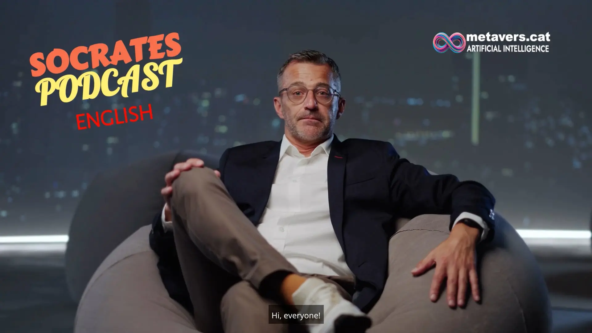 Plan a Medida avatar IA para podcast de Life Coaching y marca personal - Sócrates Podcast ENG